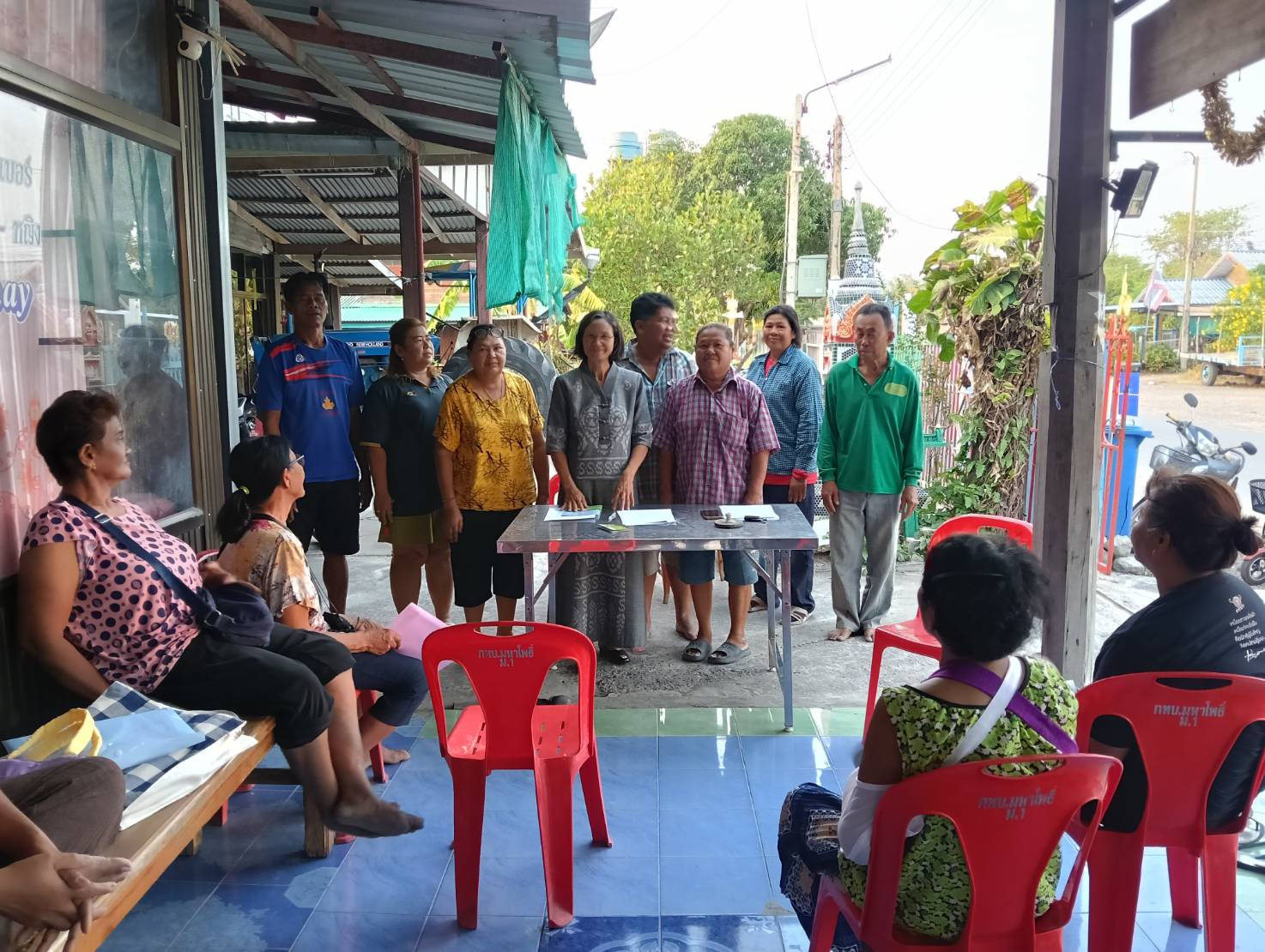 📣อำเภอสระโบสถ์ โดยสำนักงานพัฒนาชุมอำเภอสระโบสถ์ ลงพื้นที่ปรึกษาและติดตามการดำเนินงาน โครงการแก้ไขปัญหาความยากจน (กข. คจ.)  
