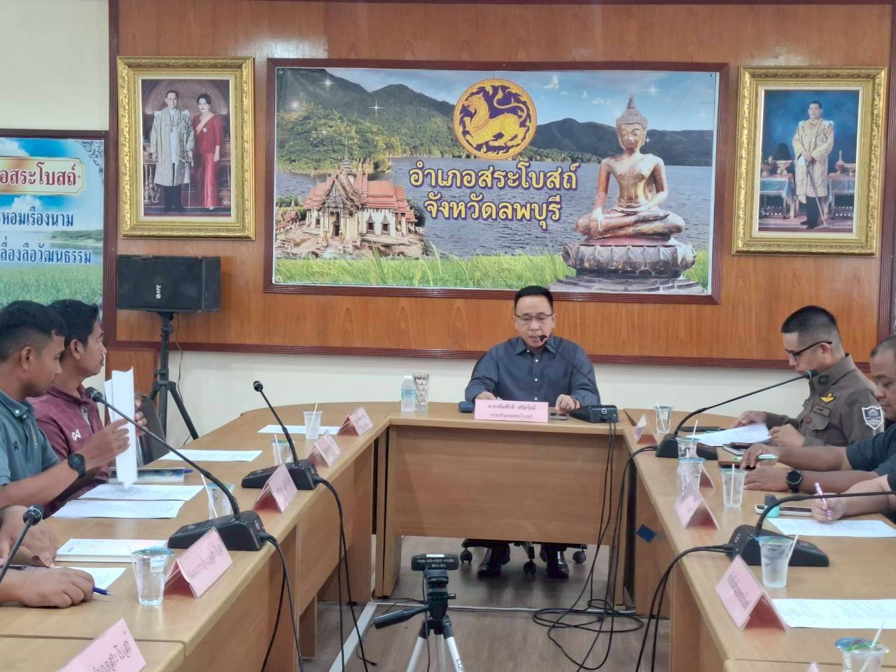 ⚽ อำเภอสระโบสถ์ โดยสำนักงานพัฒนาชุมชนอำเภอสระโบสถ์ เข้าร่วมประชุมเตรียมความพร้อมการจัดการแข่งขันกีฬาสานสามัคคีพี่น้องชาวสระโบสถ์ ⚽